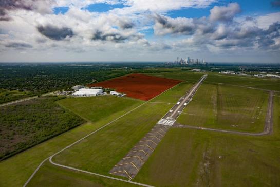 400 Acres available now