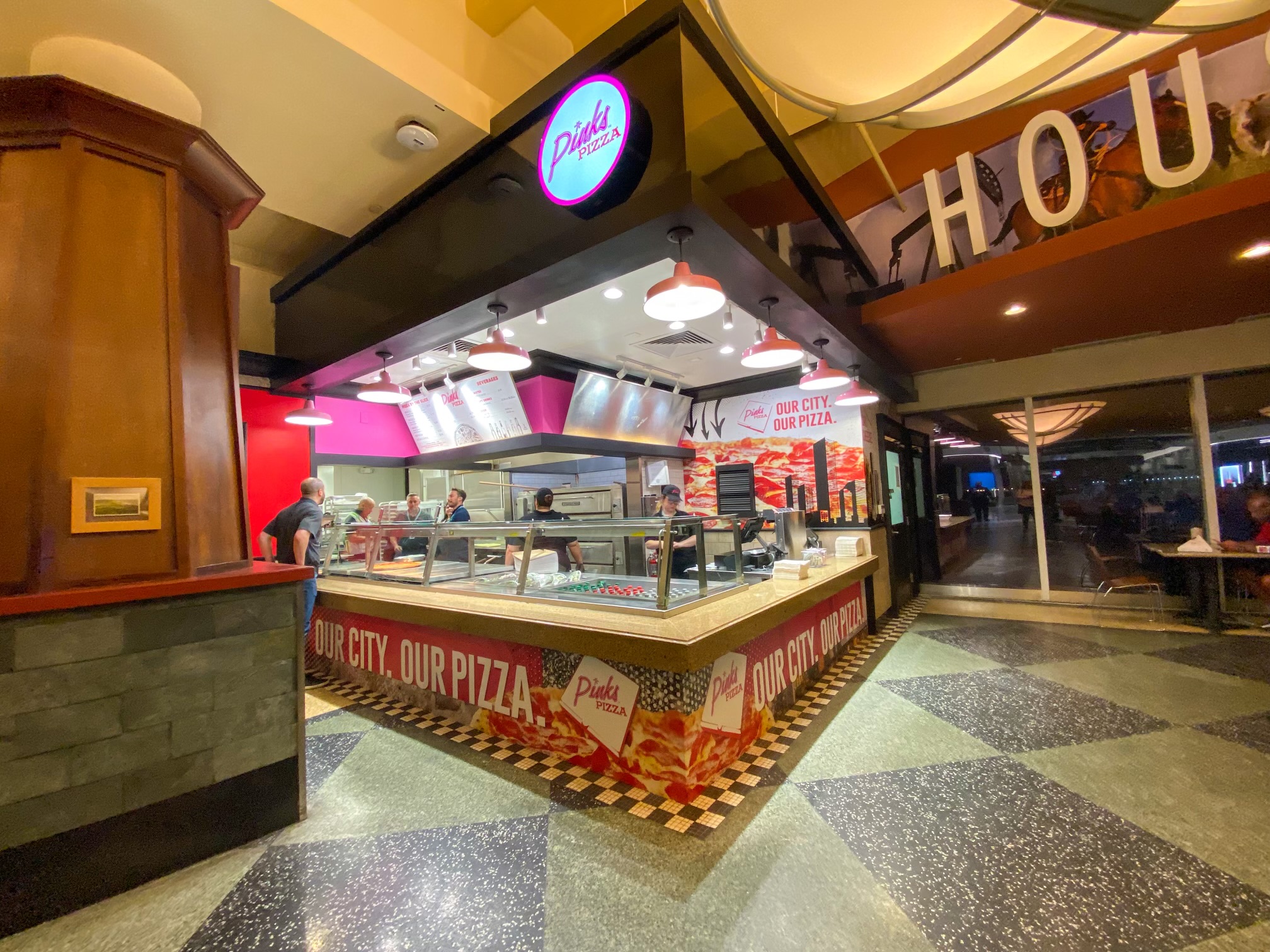 Temporary dining options open at Hobby as the airport transitions its 