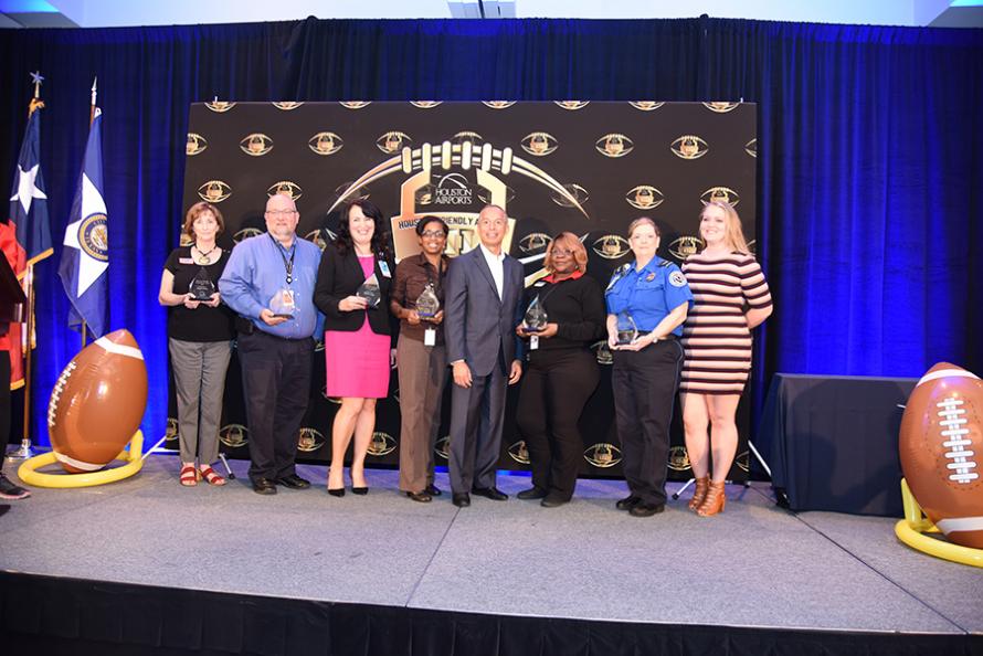 Houston Airports Honors Excellence in Customer Service
