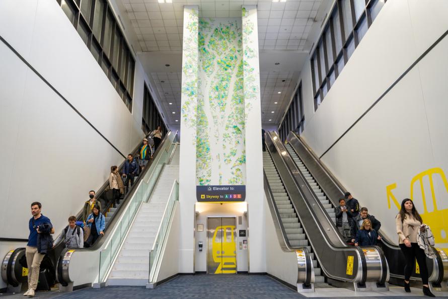 IAH Terminal C Skyway – mural by Pete Hite 