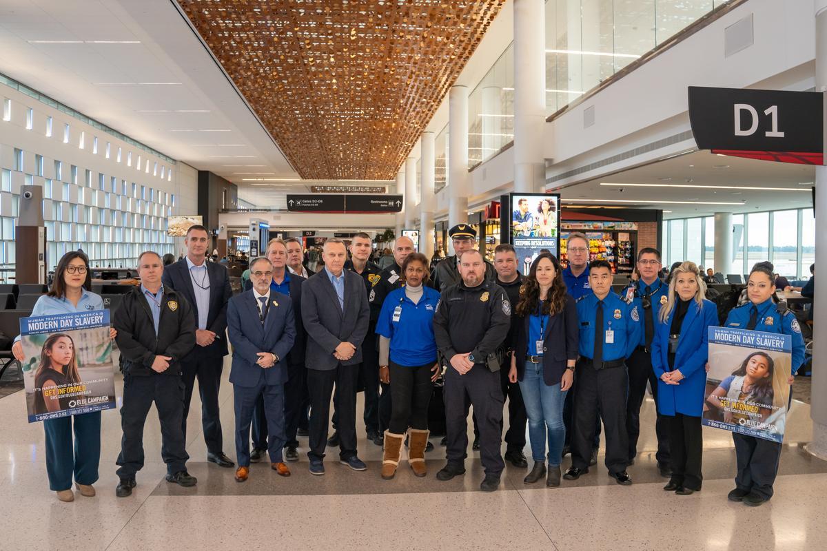 Houston Airports BLUECAMPAIGN