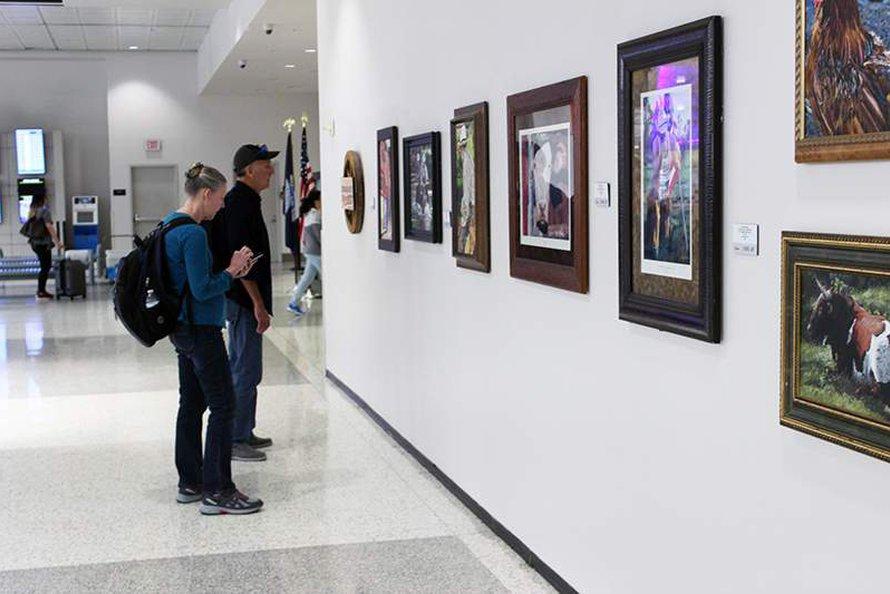 Houston Airports Celebrate Rodeo Houston with Art in the Terminals