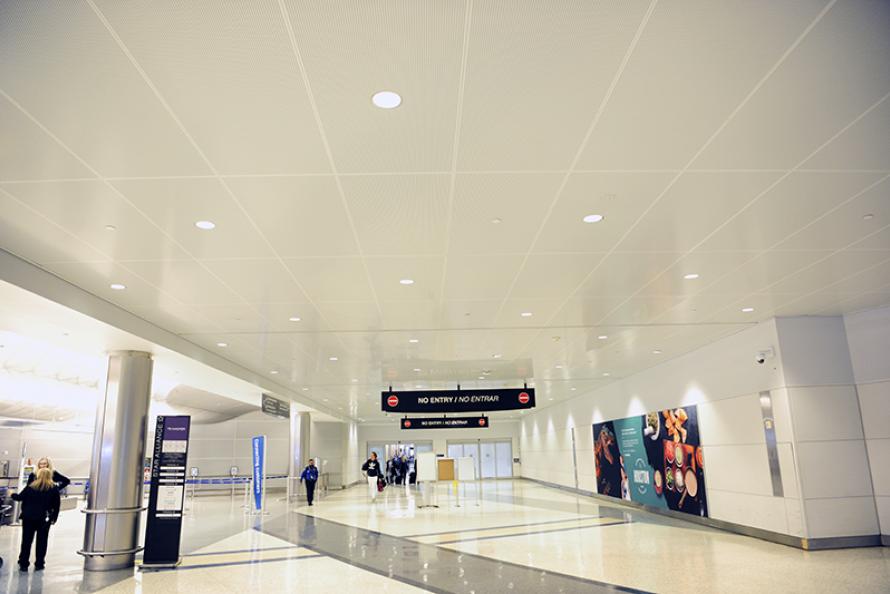 ITRP Construction Progress Continues with Ceiling Work at George Bush Intercontinental Airport
