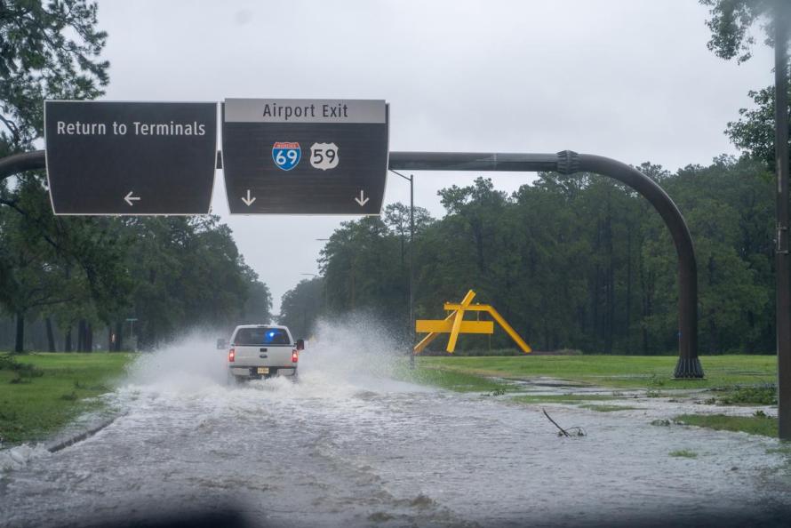 Hurricane Beryl at Bush Airport
