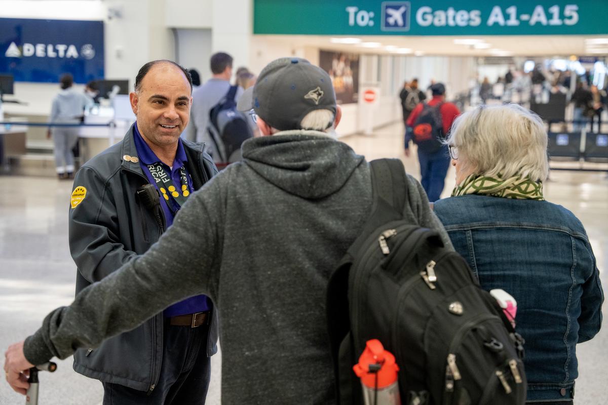 Houston Airports Customer Service Representatives: The calm in the ...