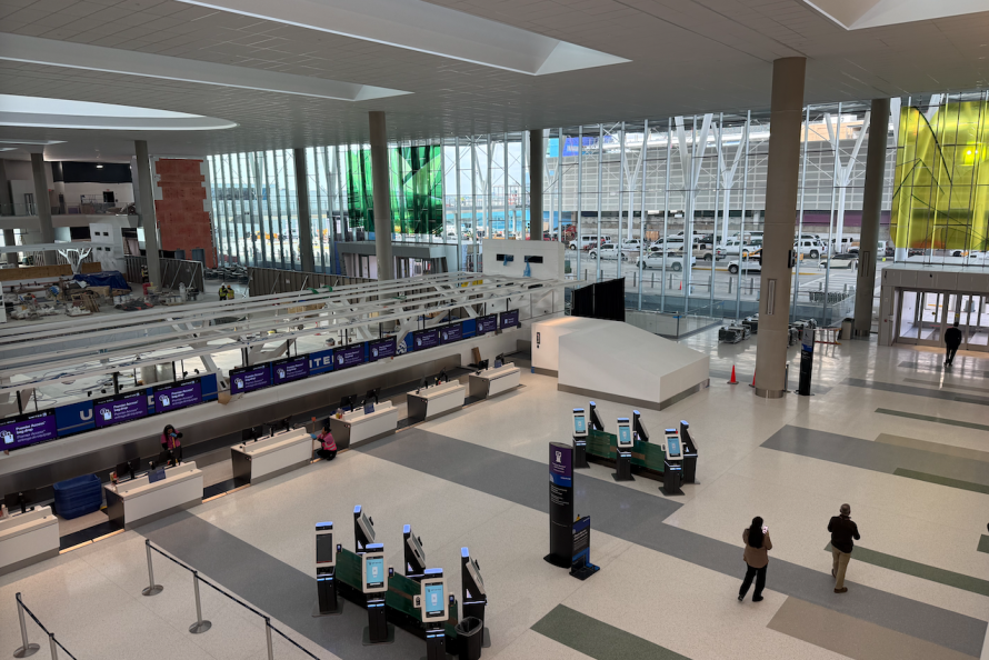 IAH Terminal E Ticketing Lobby