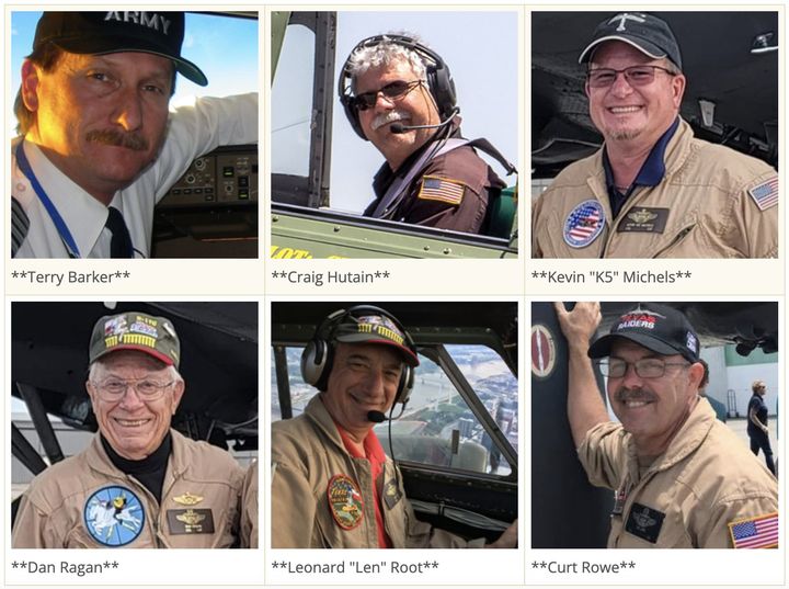Photo of the 6 people killed in an airshow crash