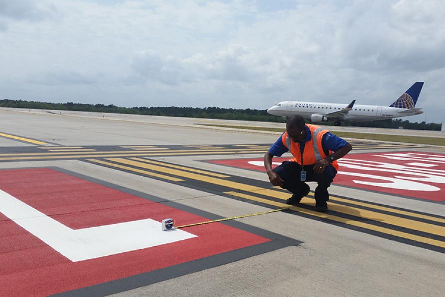 Efficiency of Airside Operations Helps IAH Perform at High Level