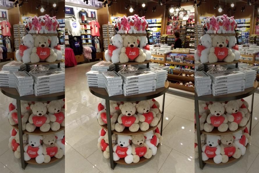 Top 10 Gift Suggestions for Valentine’s Day from Houston Airports