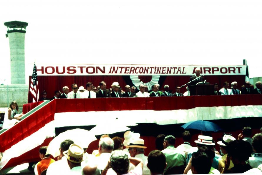 First official flight at IAH took place 50 years ago this weekend