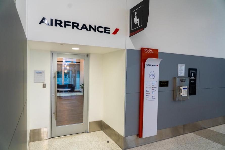 Air France Lounge