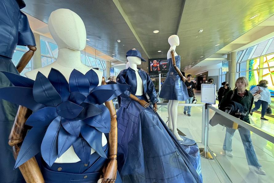 FASHION EXHIBIT 