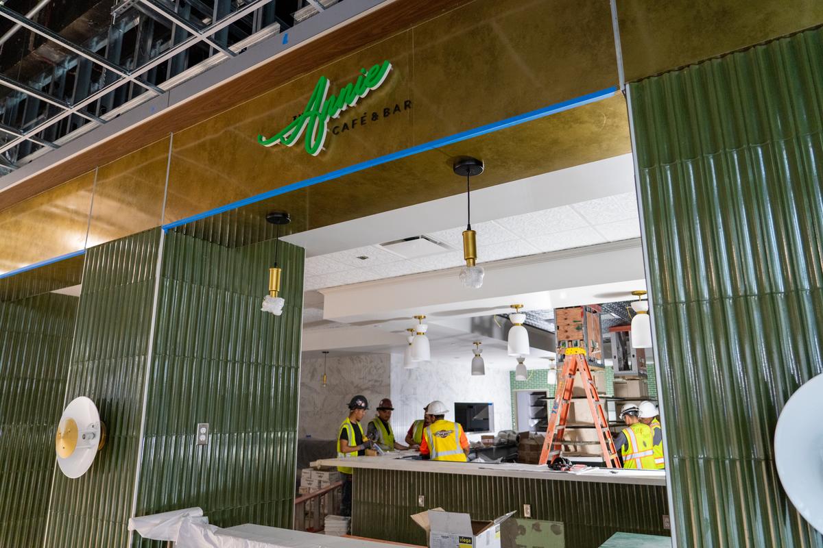 New Concessions coming soon to IAH Terminal D-West Pier